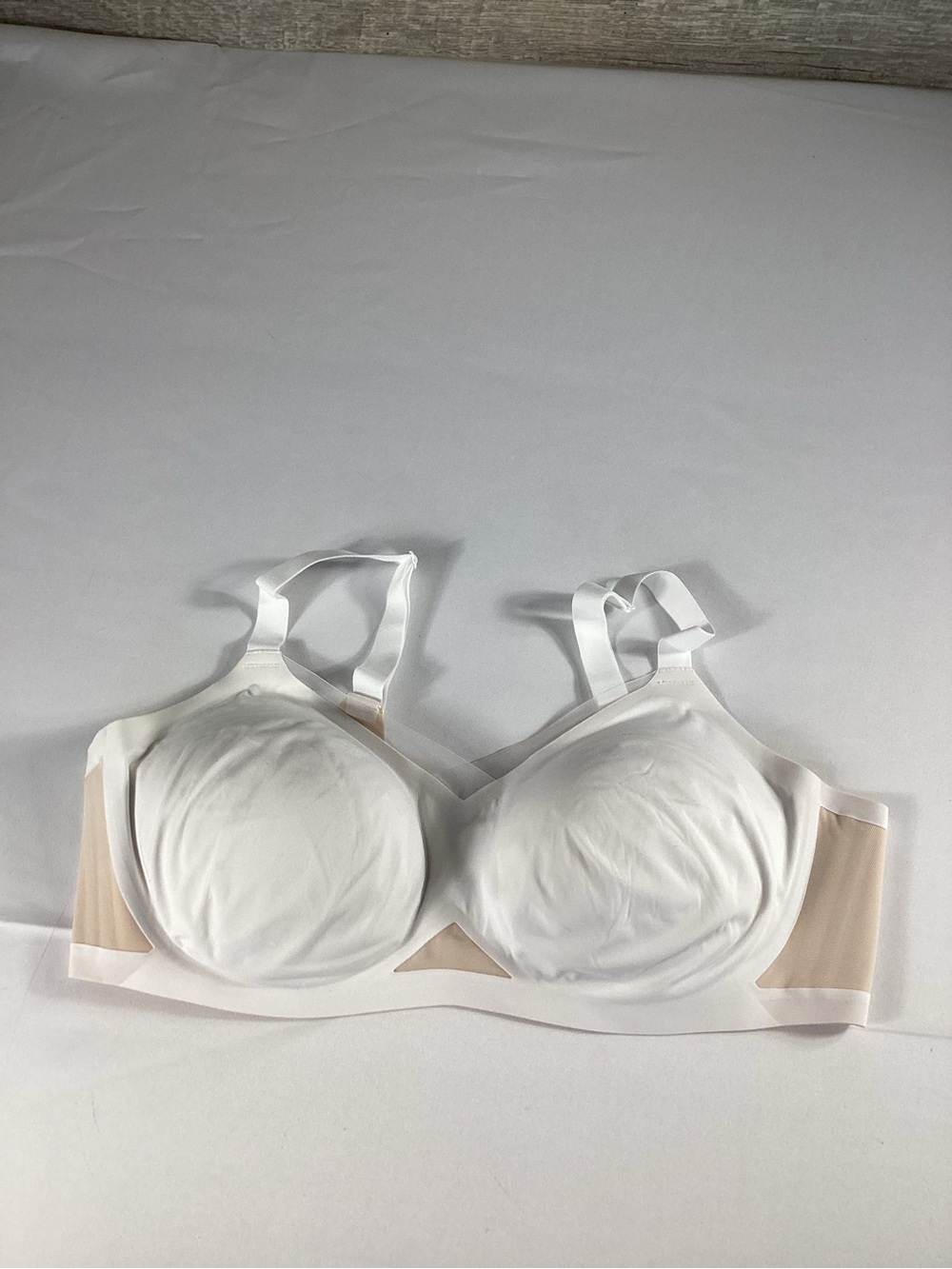 Honeylove LiftWear Crossover Bra 2X Wireless Shaping Bra White Astral